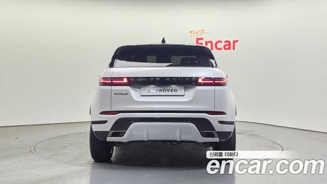Land Rover Range Rover Evoque 2025 — ფოტო 7/20