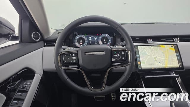 Land Rover Range Rover Evoque 2025 — ფოტო 13/20