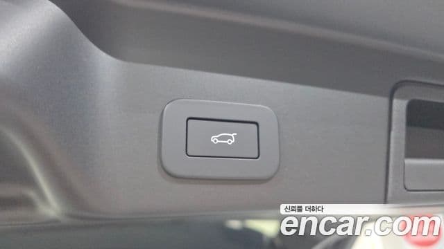 Land Rover Range Rover Evoque 2025 — ფოტო 20/20