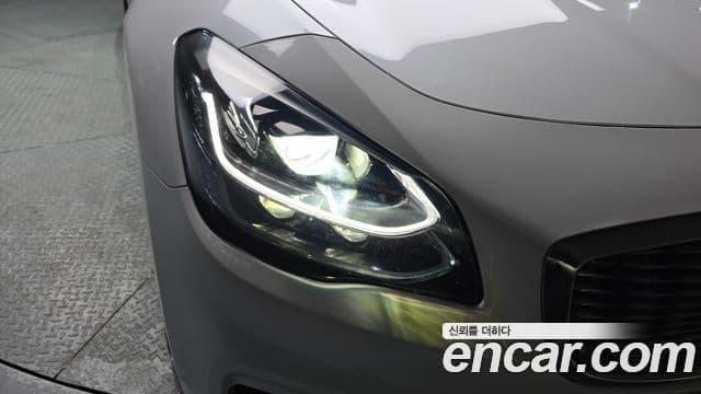 Kia The K9 2019 — Photo 13/31