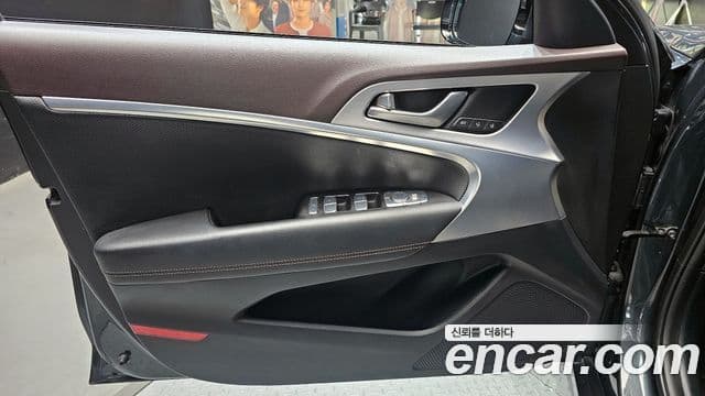 Genesis G70 2018 — Photo 2/30