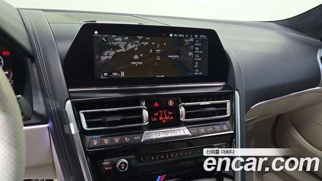 BMW M8 2020 — ფოტო 19/20