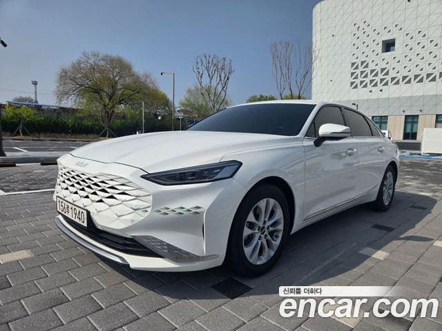 Kia K8 2022 — Şəkil 9/20
