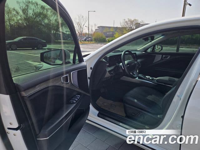 Kia K8 2022 — Şəkil 15/20