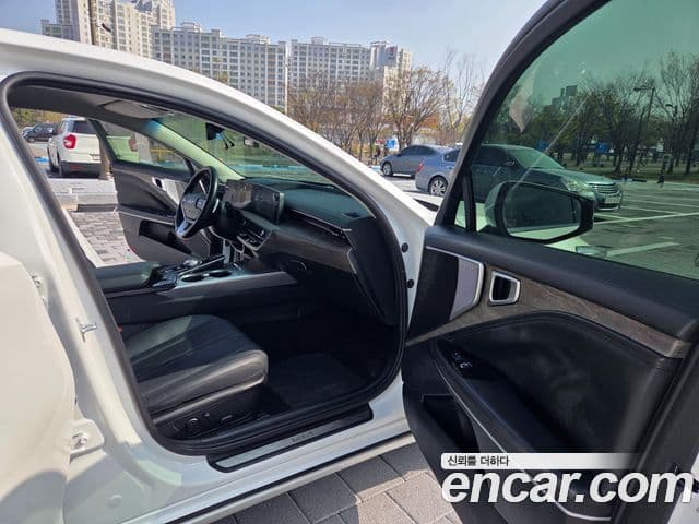 Kia K8 2022 — Şəkil 17/20