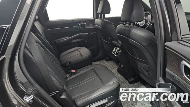 Kia Sorento 2025 — Şəkil 12/20