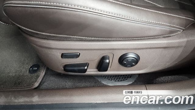 Kia Stinger Meister 2020 — Photo 20/41