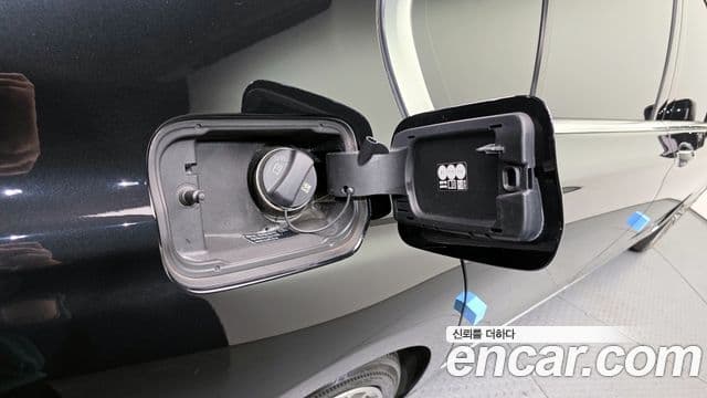BMW 7 Series 2022 — Photo 26/32