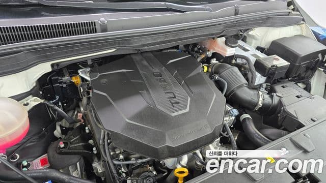 Kia Carnival 2023 — Фото 6/20