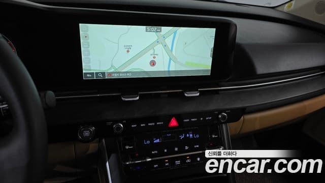 Kia Carnival 2023 — Фото 14/20