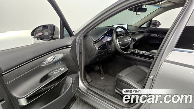 Genesis GV70 2021 — ფოტო 10/20