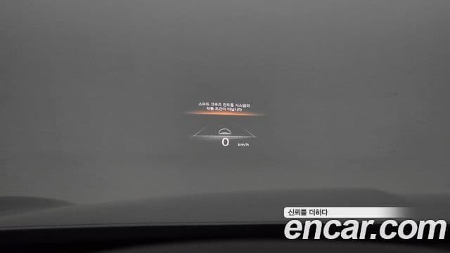 Genesis GV70 2021 — ფოტო 15/20