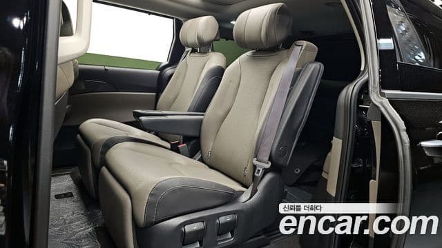 Kia Carnival 2024 — Фото 11/20