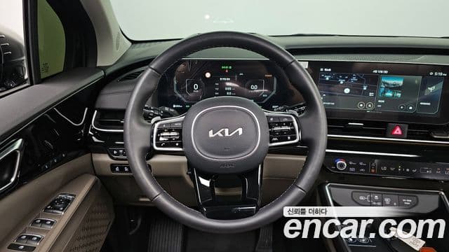 Kia Carnival 2024 — Фото 12/20