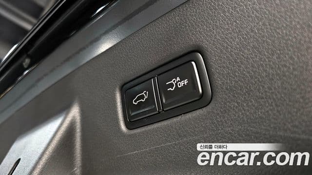 Kia Carnival 2024 — Фото 18/20