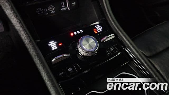 Jeep Grand Cherokee 2022 — ფოტო 9/20