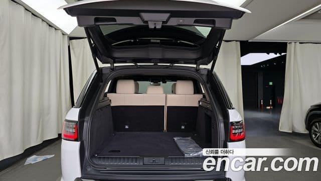 Land Rover Range Rover Sport 2022 — фото 20 из 20