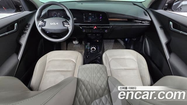 Kia Niro 2022 — Фото 7/20