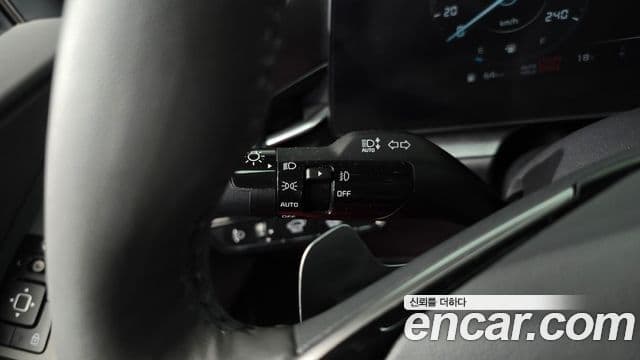 Kia Niro 2022 — Фото 17/20