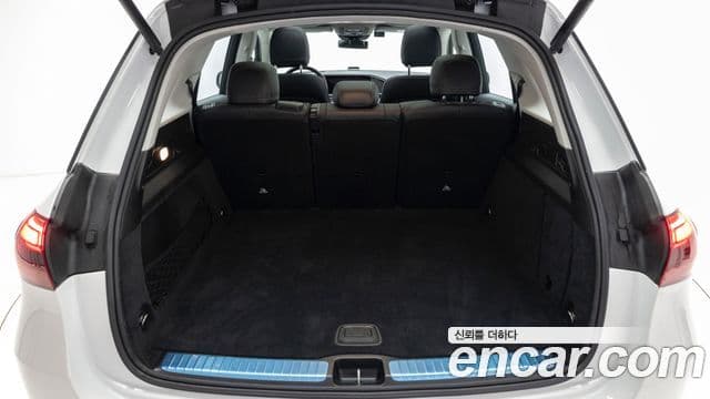 Mercedes-Benz GLE-Class 2025 — Photo 14/20