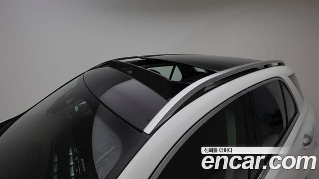 Mercedes-Benz GLE-Class 2025 — Photo 13/20