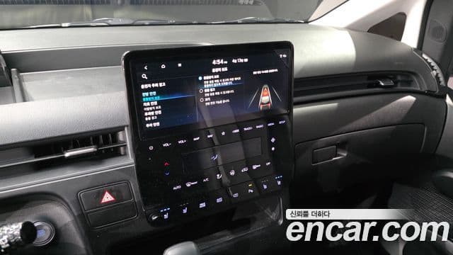 Hyundai Staria 2025 — ფოტო 13/20