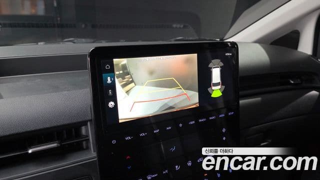 Hyundai Staria 2025 — ფოტო 14/20