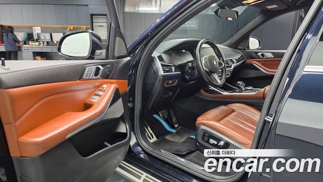 BMW X7 2020 — ფოტო 10/20