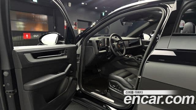 Porsche Cayenne 2024 — Şəkil 10/20
