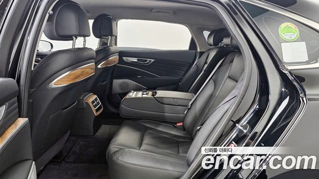Kia The K9 2023 — Photo 2/31