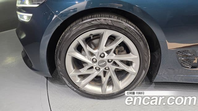 Genesis G70 2021 — ფოტო 5/20