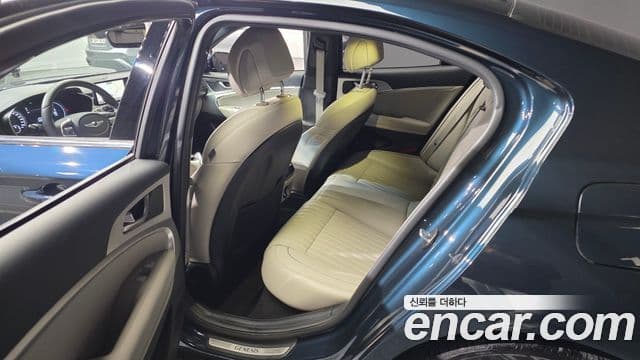 Genesis G70 2021 — ფოტო 11/20