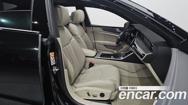 Audi A7 2025 — Photo 28/34