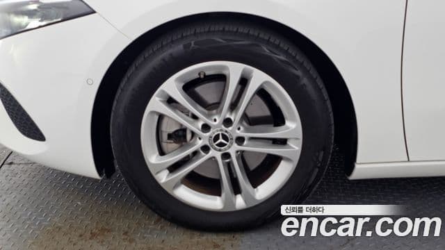 Mercedes-Benz A-Class 2025 — фото 5 из 20