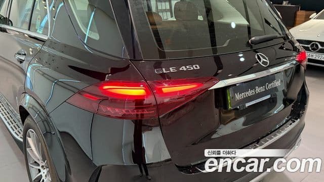 Mercedes-Benz GLE-Class 2025 — ფოტო 6/19