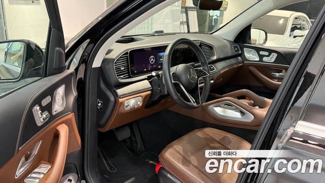 Mercedes-Benz GLE-Class 2025 — ფოტო 7/19