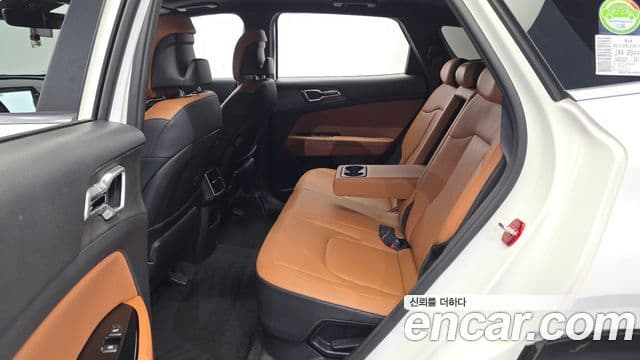 Kia Sportage 2023 — ფოტო 11/20
