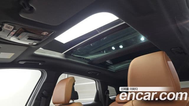 Kia Sportage 2023 — ფოტო 19/20