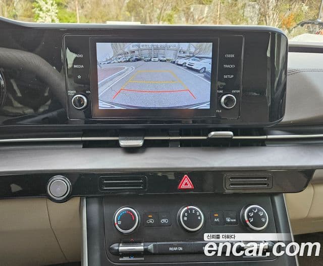 Kia Carnival 2020 — Фото 11/16
