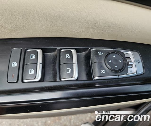 Kia Carnival 2020 — Фото 12/16