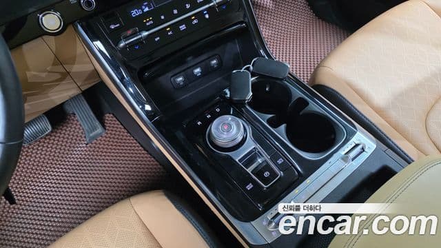 Kia Carnival 2021 — Şəkil 9/20