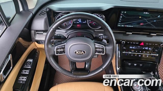 Kia Carnival 2021 — Şəkil 13/20