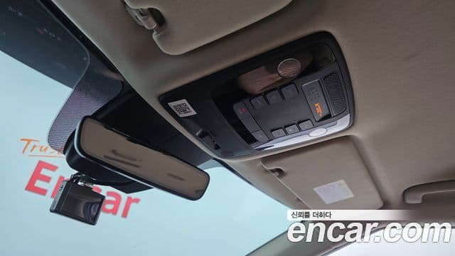 Kia Carnival 2021 — Şəkil 19/20