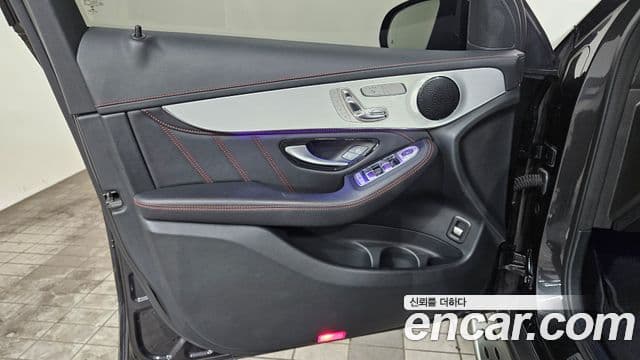 Mercedes-Benz GLC-Class 2022 — ფოტო 18/20