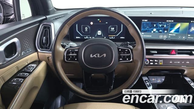 Kia Sorento 2024 — Photo 16/20