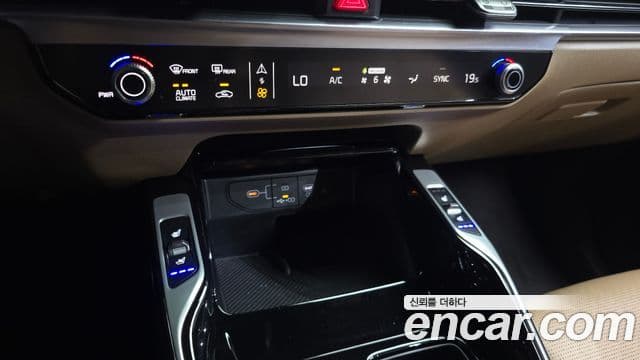 Kia Sorento 2024 — Photo 4/20