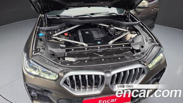 BMW X6 2022 — Şəkil 18/31