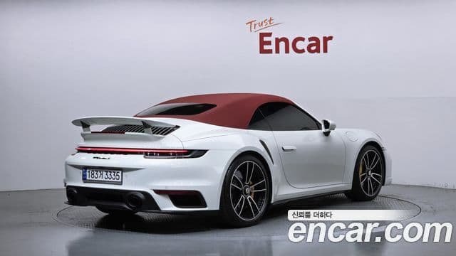 Porsche 911 2023 — ფოტო 2/20