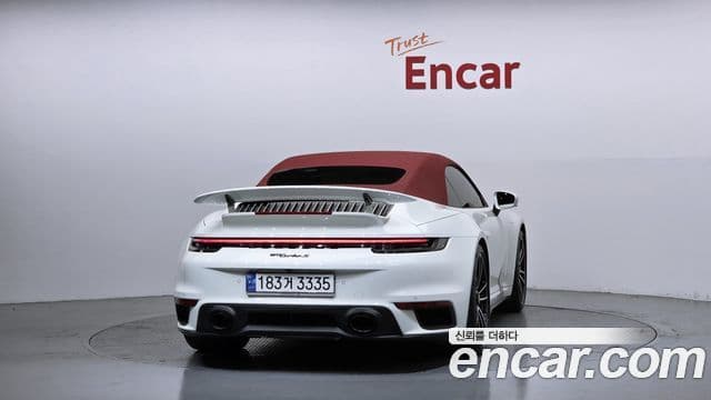 Porsche 911 2023 — ფოტო 4/20