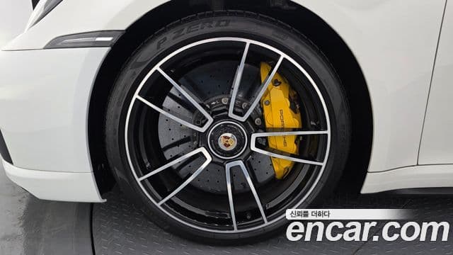 Porsche 911 2023 — ფოტო 5/20